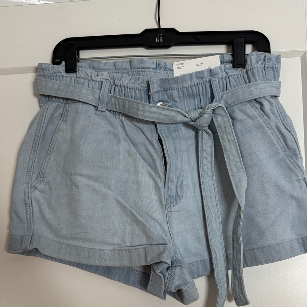 American Eagle Outfitters High Waist Mom Short- next level stretch